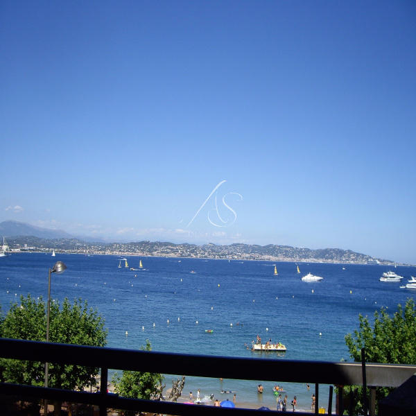 Location de vacances Appartement Théoule-sur-Mer 06590